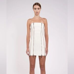 Nonchalant white mini dress - new